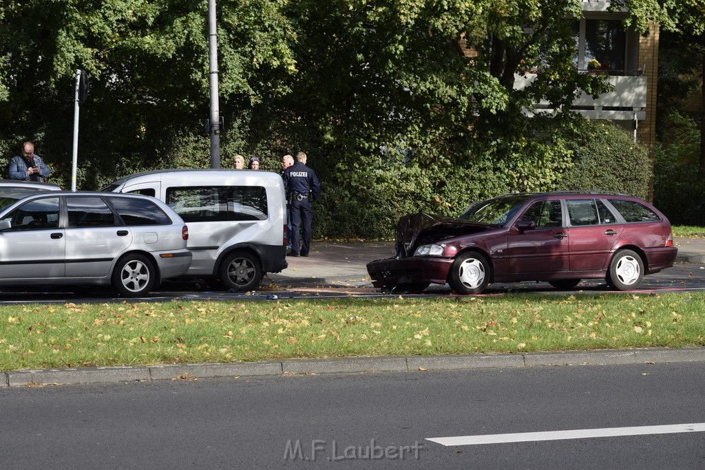 VU Koeln Buchheim Frankfurterstr Beuthenerstr P128.JPG - Miklos Laubert